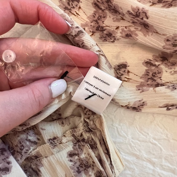 ASTR The Label Floral Blouse - Picture 6 of 10